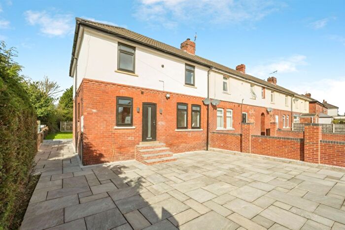 3 Bedroom End Terrace House For Sale In Park View, Maltby, Rotherham, S66
