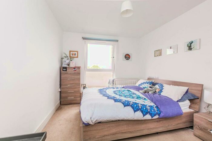 2 Bedroom Flat To Rent In London Road, Barking, IG11