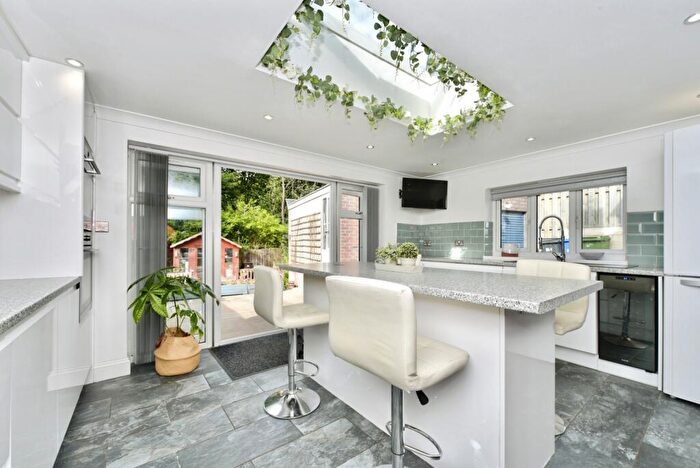 4 Bedroom Detached House For Sale In Bramley Avenue, Sheffield, South Yorkshire, S13