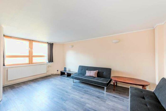 3 Bedroom Flat To Rent In Berenger Walk, Chelsea, SW10