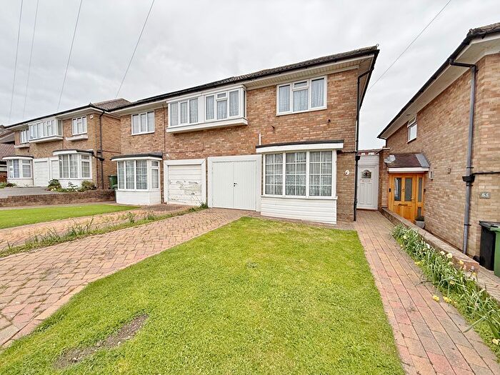 4 Bedroom Semi Detached House For Sale In East Lodge Park, Farlington, PO6