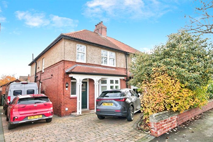 4 Bedroom Semi-Detached House For Sale In Eardulph Avenue, Chester Le Street, County Durham, DH3