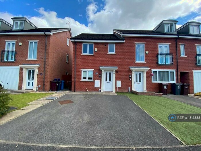 3 Bedroom End Of Terrace House To Rent In Springfield Crescent, Liverpool, L36