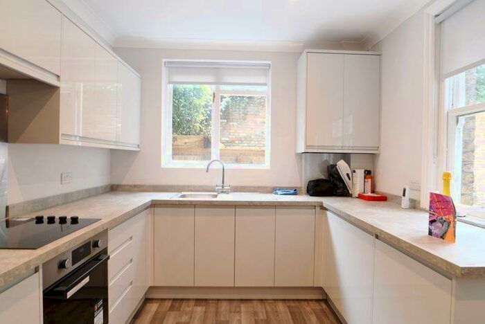 4 Bedroom Terraced House To Rent In Hollingdean Terrace, Brighton, BN1