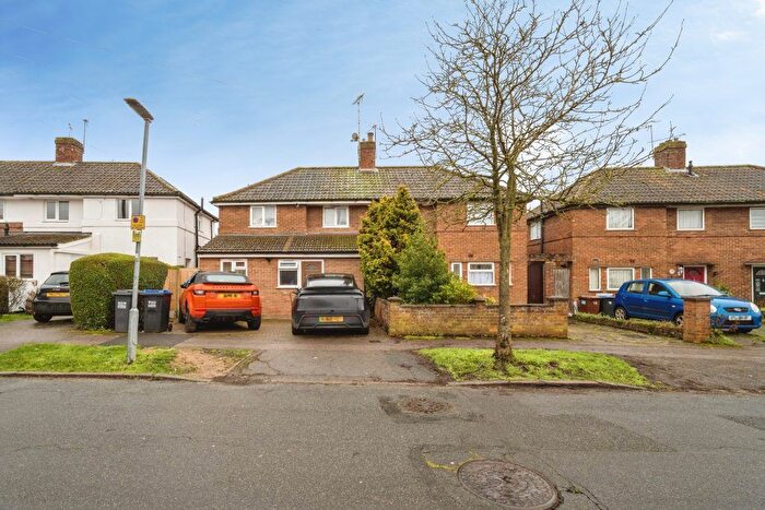 6 Bedroom Semi Detached House For Sale In Crawford Road, Hatfield, AL10