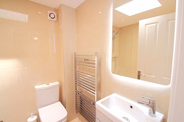 1 Bedroom Flat To Rent In Welldon Crescent, Harrow, HA1