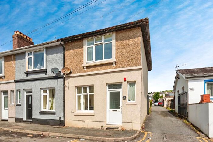 2 Bedroom End Of Terrace House For Sale In Barnsfield Terrace, Carmarthen, Carmarthenshire, SA31
