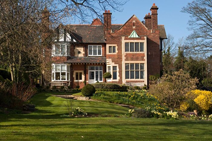 7 Bedroom Detached House For Sale In Redcliff Road, Hessle, East Riding Of Yorkshire, HU13