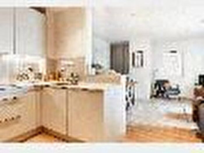 3 Bedroom Flat To Rent In George Street, Croydon, CR0