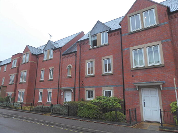 2 Bedroom Apartment For Sale In Bridge Court, Banbury, OX16