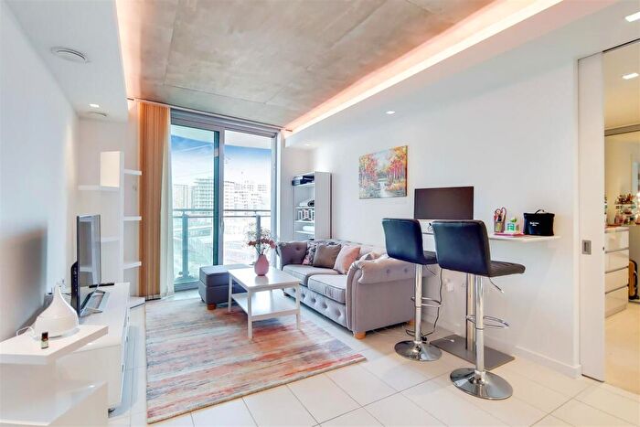 1 Bedroom Apartment To Rent In Hoola Apartments, Royal Victoria Dock, E16