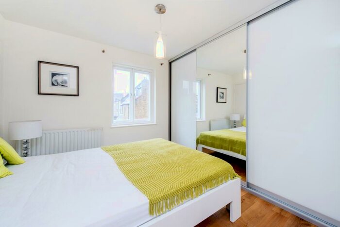 1 Bedroom Flat To Rent In Daventry Street London, NW1