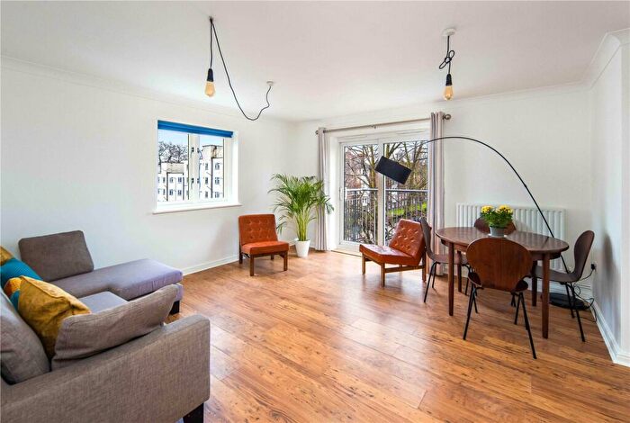 2 Bedroom Flat To Rent In Omega Building, Amhurst Road, Hackney, London, E8