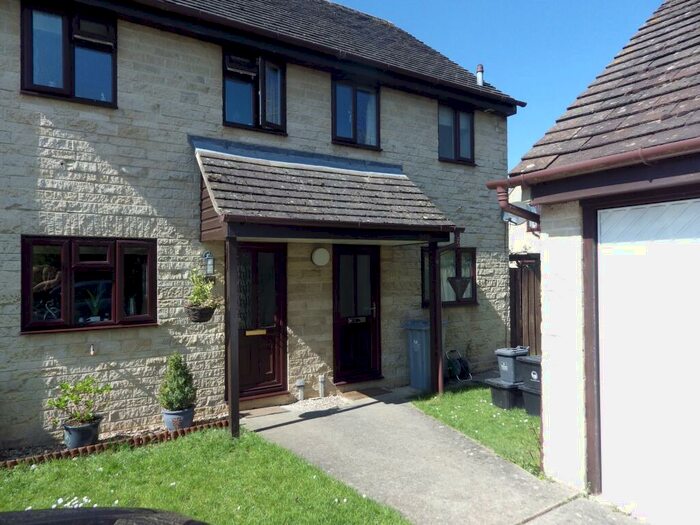 2 Bedroom Semi-Detached House To Rent In Manor Road, Witney, Oxfordshire, OX28