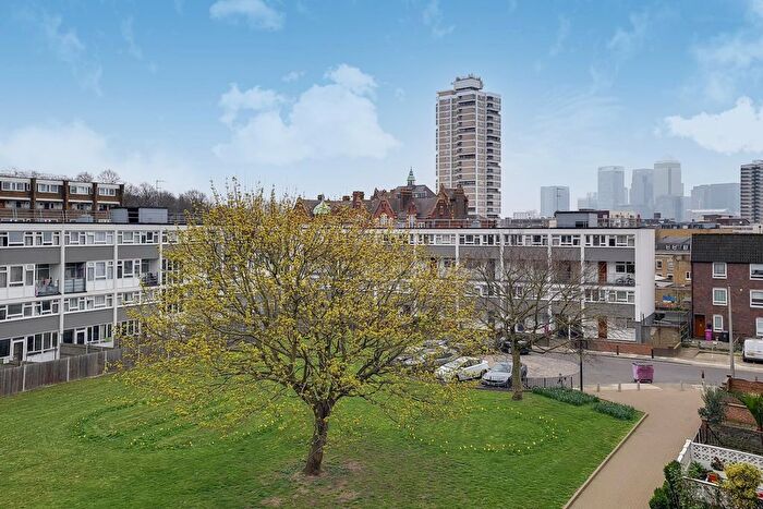 1 Bedroom Flat To Rent In Heath Place, London, E3