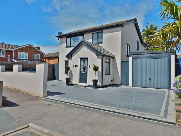 4 Bedroom Detached House To Rent In Deans Gate, Stubbington, PO14