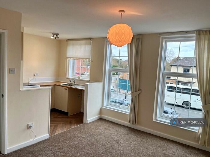 1 Bedroom Flat To Rent In Rubery, Rednal, Birmingham, B45