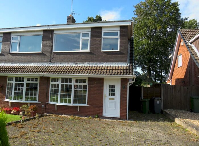 3 Bedroom Semi-Detached House To Rent In Hillwood Close, Wirral, CH63