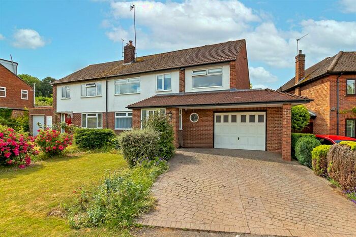 4 Bedroom House To Rent In Tudor Road, Wheathampstead, St. Albans, AL4