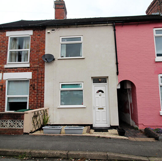 2 Bedroom Terraced House To Rent In Wood Street, Swadlincote, DE11