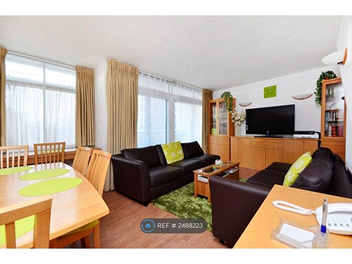 2 Bedroom Maisonette To Rent In St Giles High Street, London, WC2H