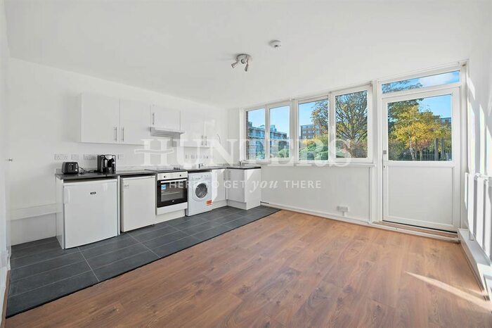 4 Bedroom Maisonette To Rent In Buckland Court, St. John's Estate, London N1