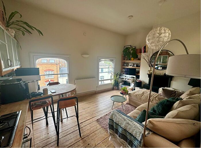 1 Bedroom Flat To Rent In Regents Park Road, Primrose Hill, NW1