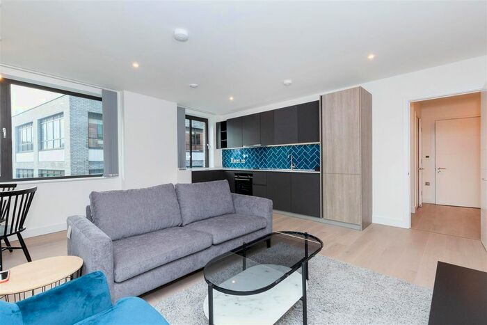 1 Bedroom Flat To Rent In Cassia Building, London, E2