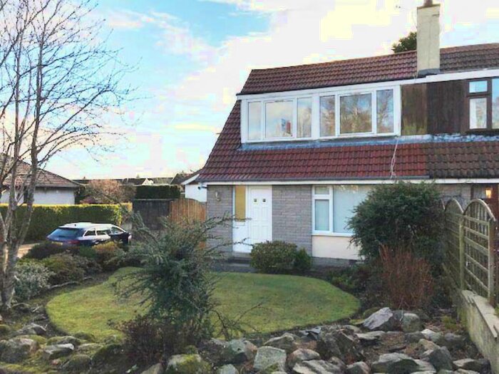 3 Bedroom Semi-Detached House To Rent In Binghill Road West, Milltimber, AB13