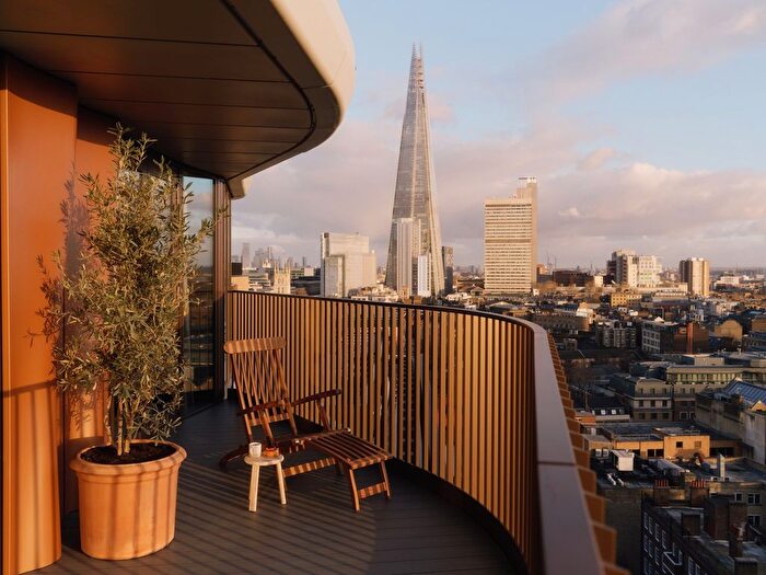 3 Bedroom Flat For Sale In Triptych, Bankside, SE1