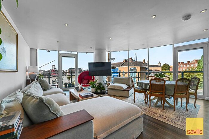 2 Bedroom Apartment For Sale In Wapping High Street, London, E1W