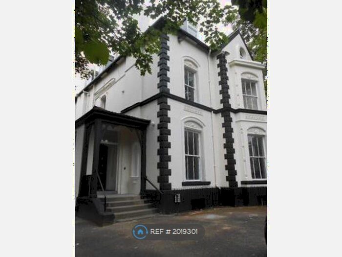 2 Bedroom Flat To Rent In Holly House, Liverpool, L8