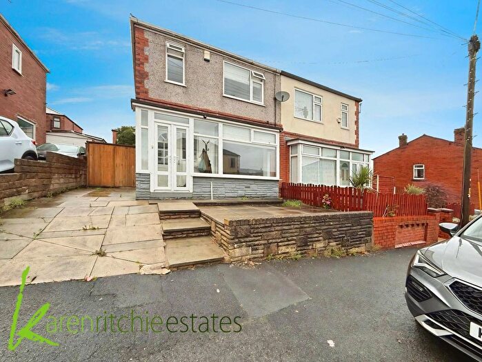 3 Bedroom Semi-Detached House For Sale In Bernard Grove, Bolton, BL1