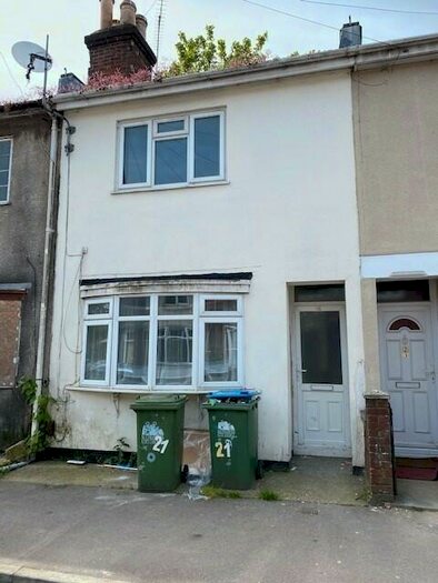 3 Bedroom Terraced House To Rent In Union Road, Southampton, Hampshire, SO14
