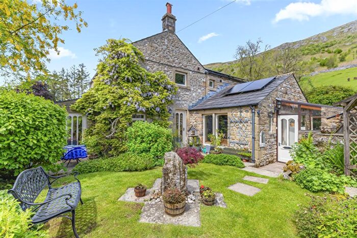 4 Bedroom Detached House For Sale In Hawkswick, Skipton, BD23
