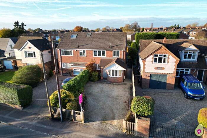 3 Bedroom Semi-Detached House For Sale In Wycombe Road, Holmer Green, HP15
