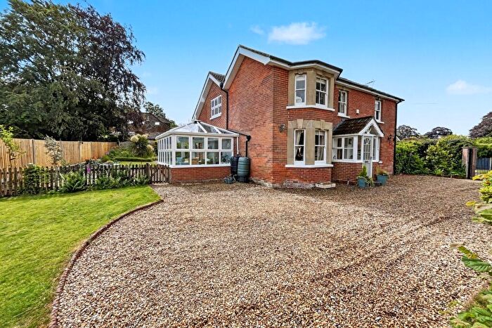 4 Bedroom Detached House For Sale In Verwood, BH31