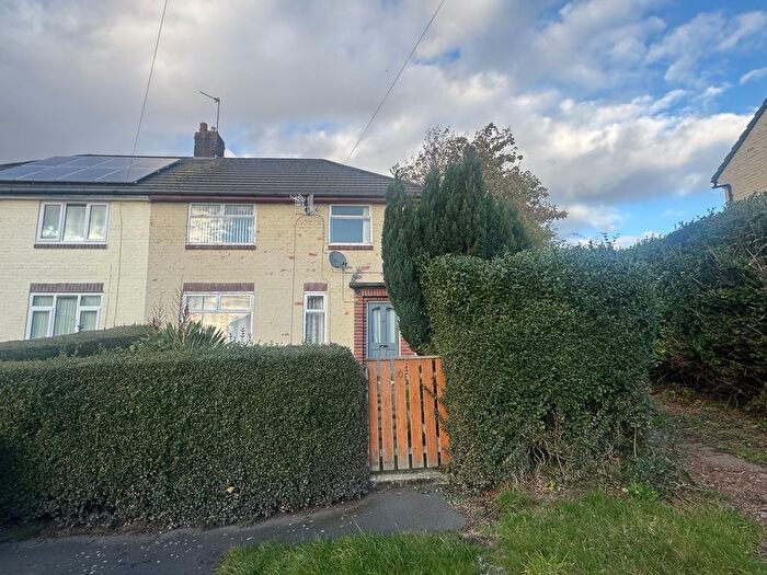 3 Bedroom Semi-Detached House For Sale In Fell Grove, St. Helens, Merseyside, WA11