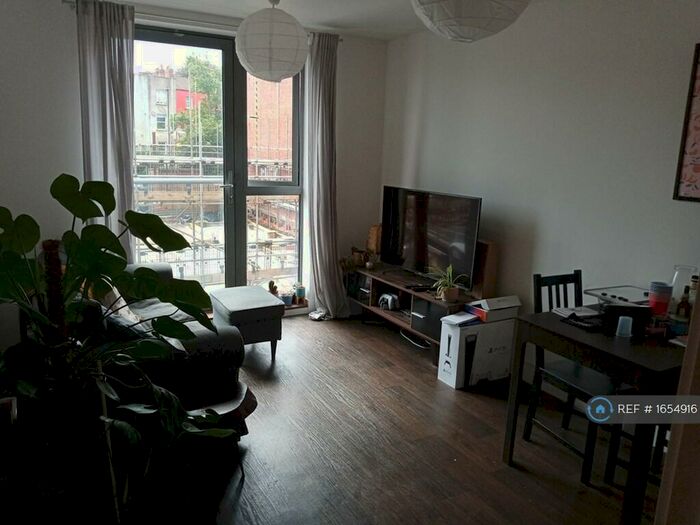 2 Bedroom Flat To Rent In Armidale Place, Bristol, BS6