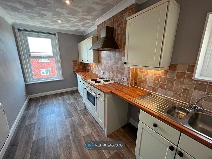 2 Bedroom Flat To Rent In Lennox Road South, Southsea, PO5