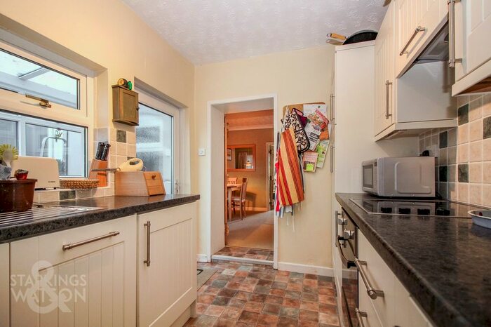 3 Bedroom Terraced House For Sale In Barn Terrace, Brundall, Norwich NR13