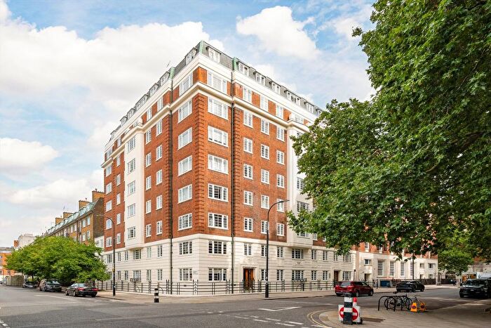 2 Bedroom Flat For Sale In Tavistock Square, Bloomsbury, WC1H