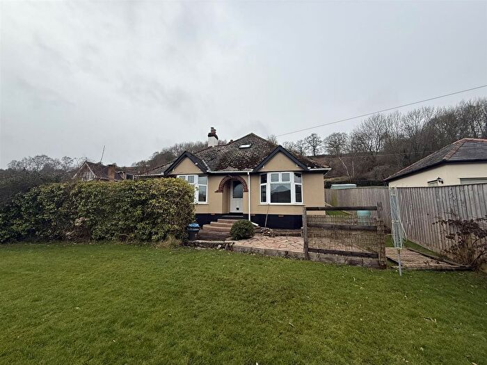 1 Bedroom Bungalow To Rent In Cross Hands, Longhope, GL17