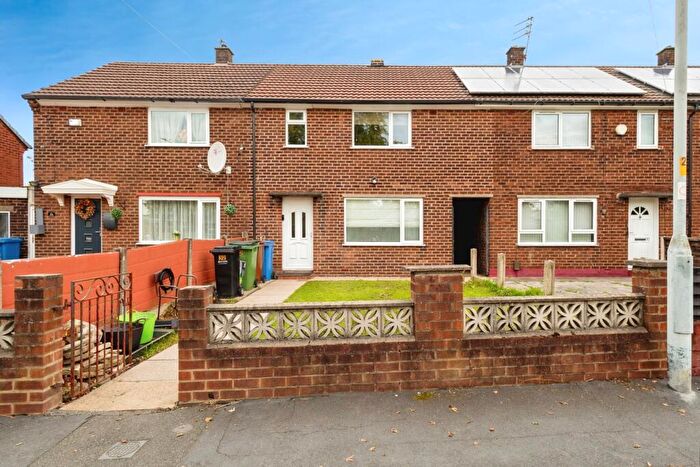2 Bedroom Terraced House For Sale In Hereford Road, Stockport, Greater Manchester, SK5