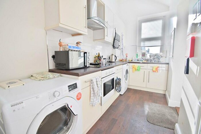 4 Bedroom Terraced House To Rent In Mulehouse Road, Sheffield, S10