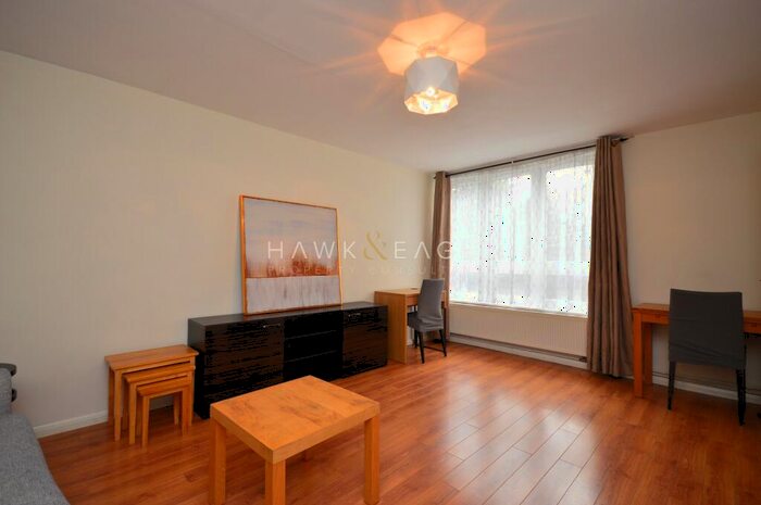 3 Bedroom Terraced House To Rent In Tarbert Walk, London, Greater London., E1