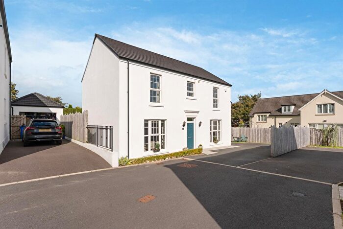 3 Bedroom Detached House For Sale In Hollymount Hall, Saintfield, BT24