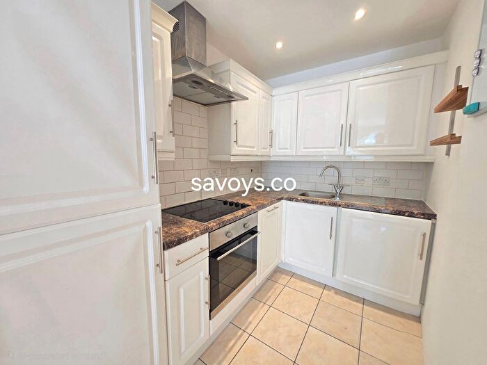 1 Bedroom Flat To Rent In Amhurst Park, Hackney, N16