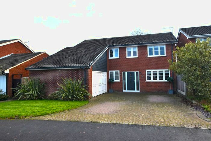 4 Bedroom Detached House For Sale In De Verdun Avenue, Belton, LE12