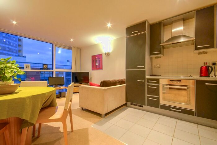 1 Bedroom Flat To Rent In Western Gateway, London, E16